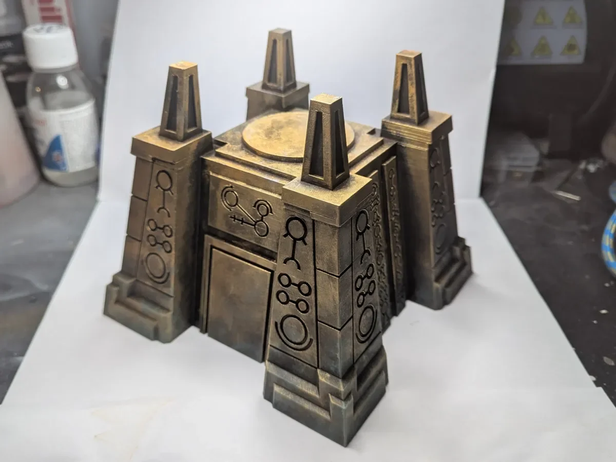 Royal Space Robot Tomb